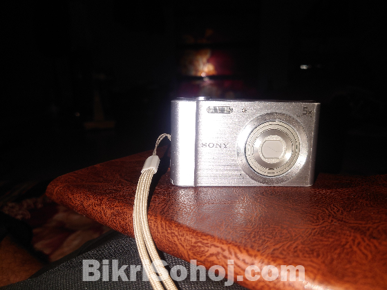 Sony cyber shot w800